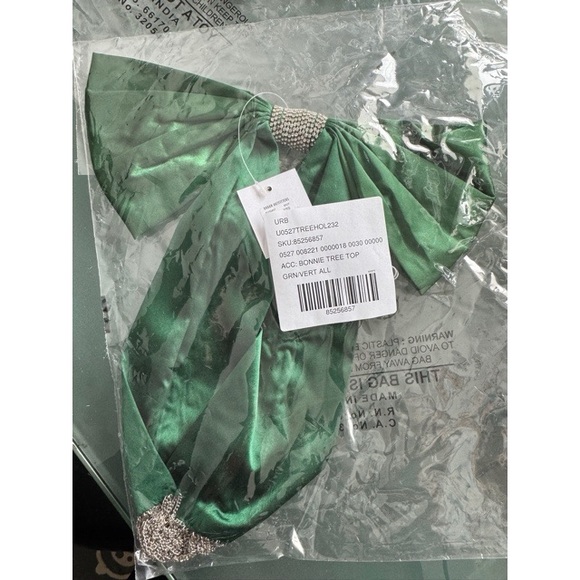 Urban Outfitters- Bonnie Bow Tree Topper - Picture 3 of 3